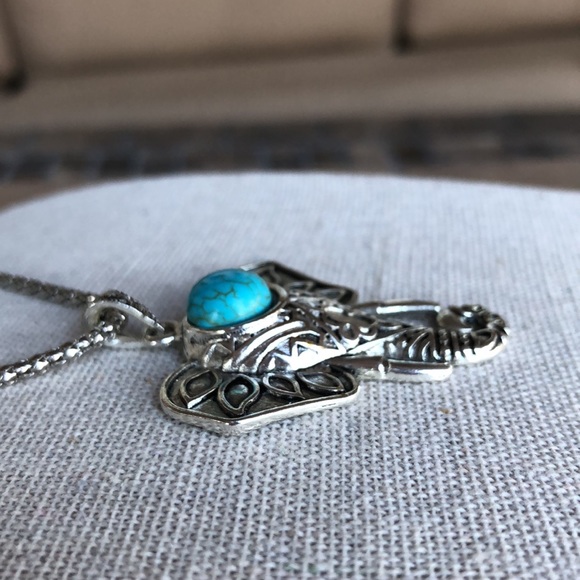 Silvertone Elephant Necklace Bracelet Set - Picture 4 of 11